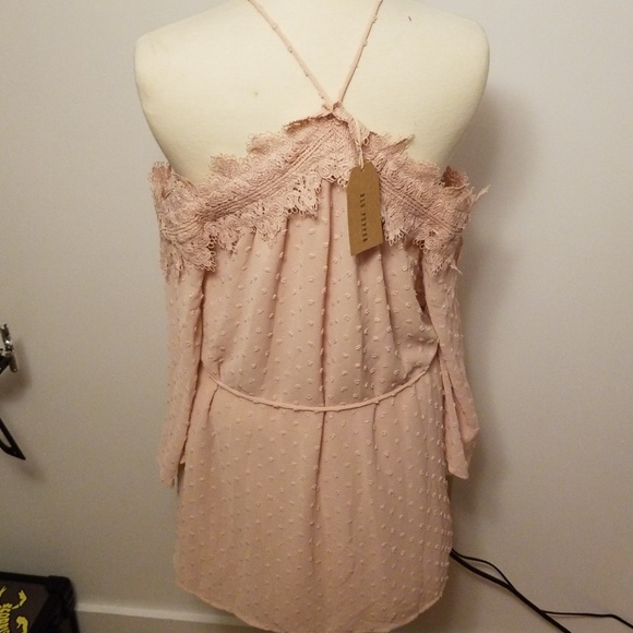 🆕️NWT Halter Dress!! - Picture 8 of 8